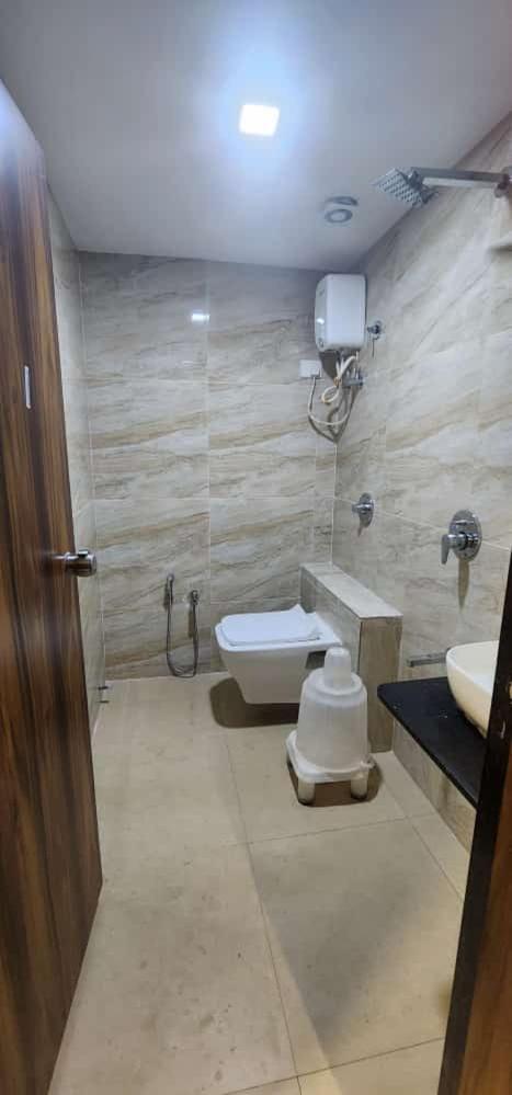 אחמדאבאד Hotel Sun Shine מראה חיצוני תמונה